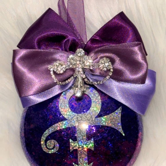 Christmas Ornament, Purple Glitter Ornament Vinyl Decoration, Prince Singer - Picture 7 of 14